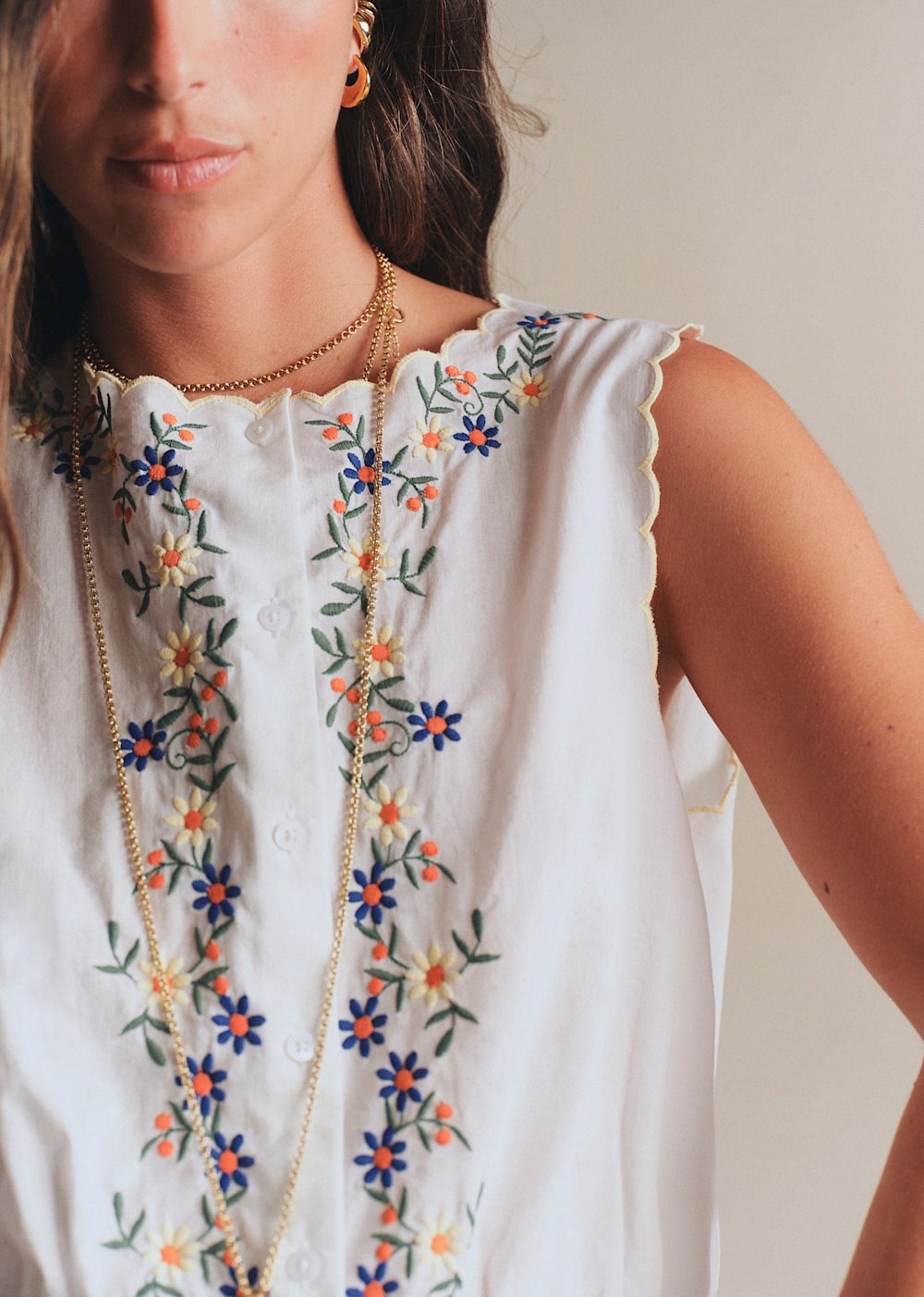 Nista Shirt - Ecru With Multicolored Floral Embroidery