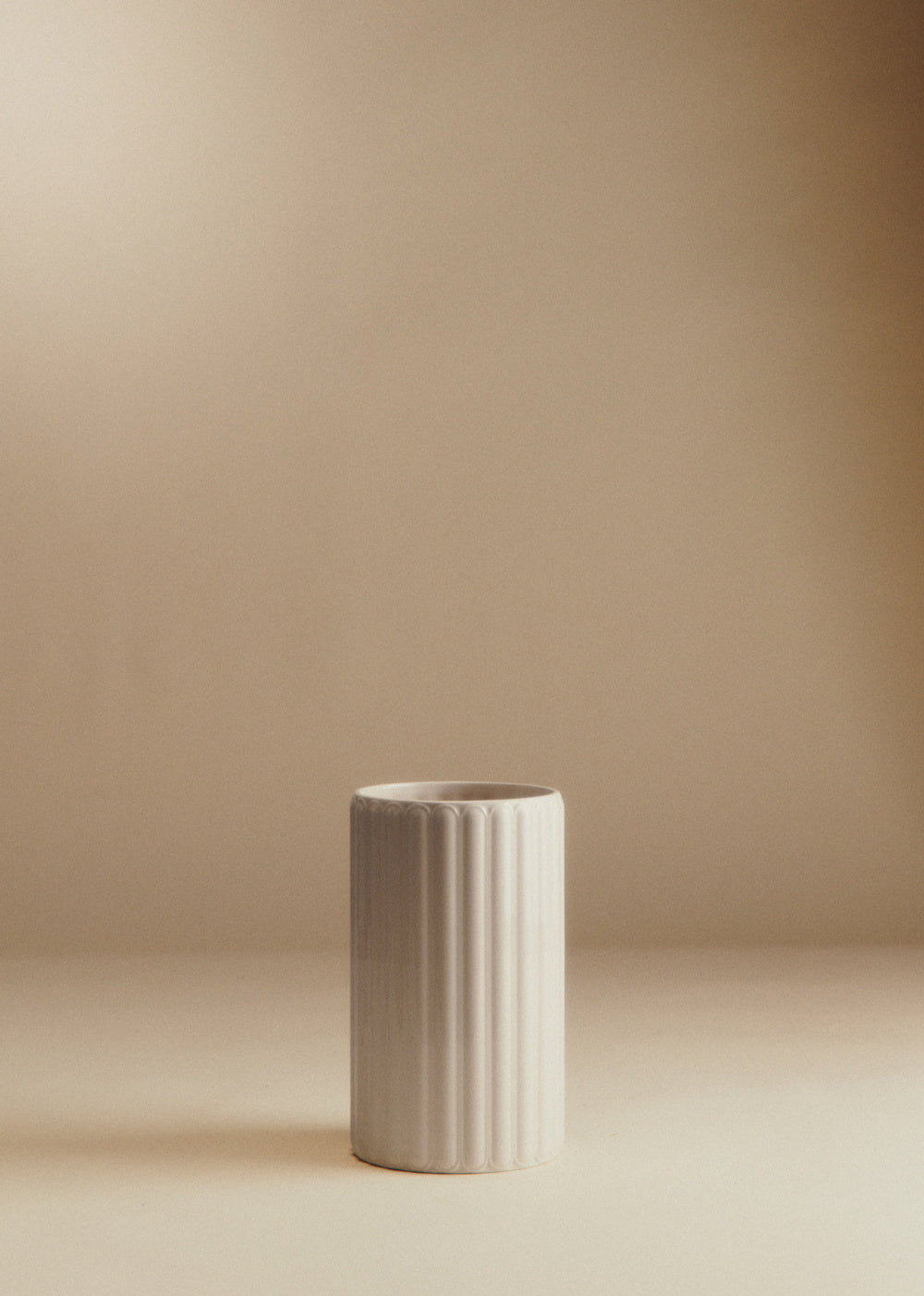 Pianissimo Vase - Ecru