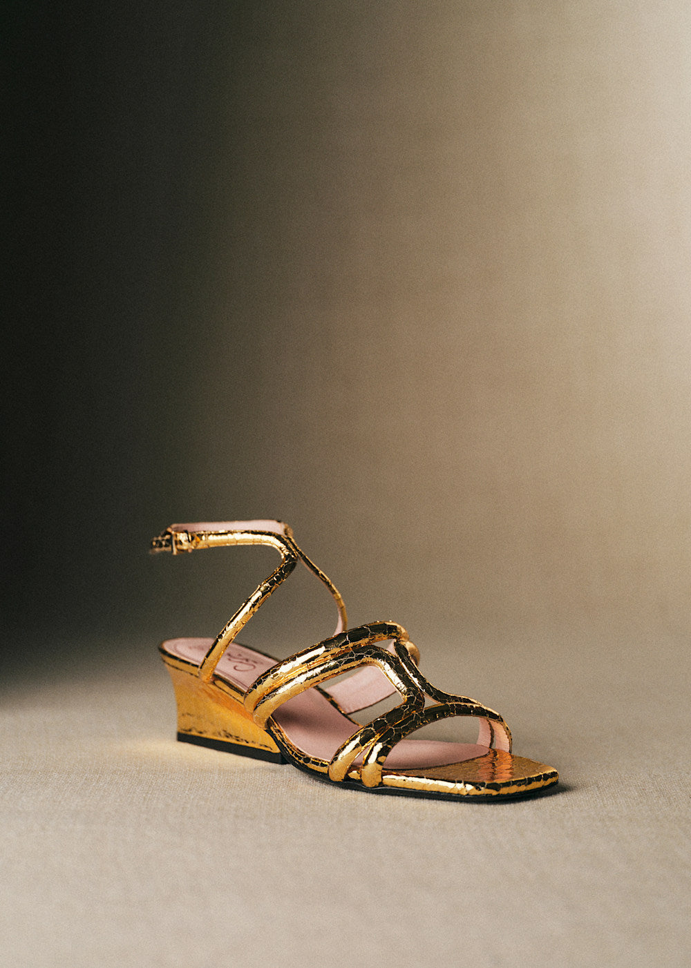 Anna Sandals - CFM Souliers x Editions Sézane - Embossed Gold