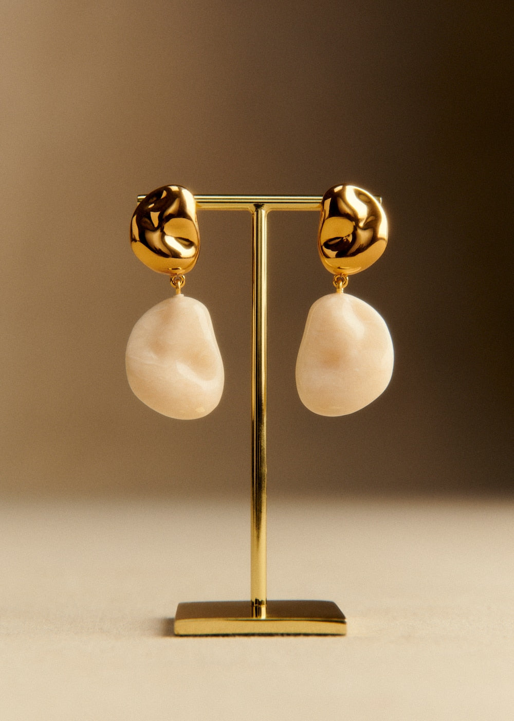 Solene Earrings - Gold Ecru