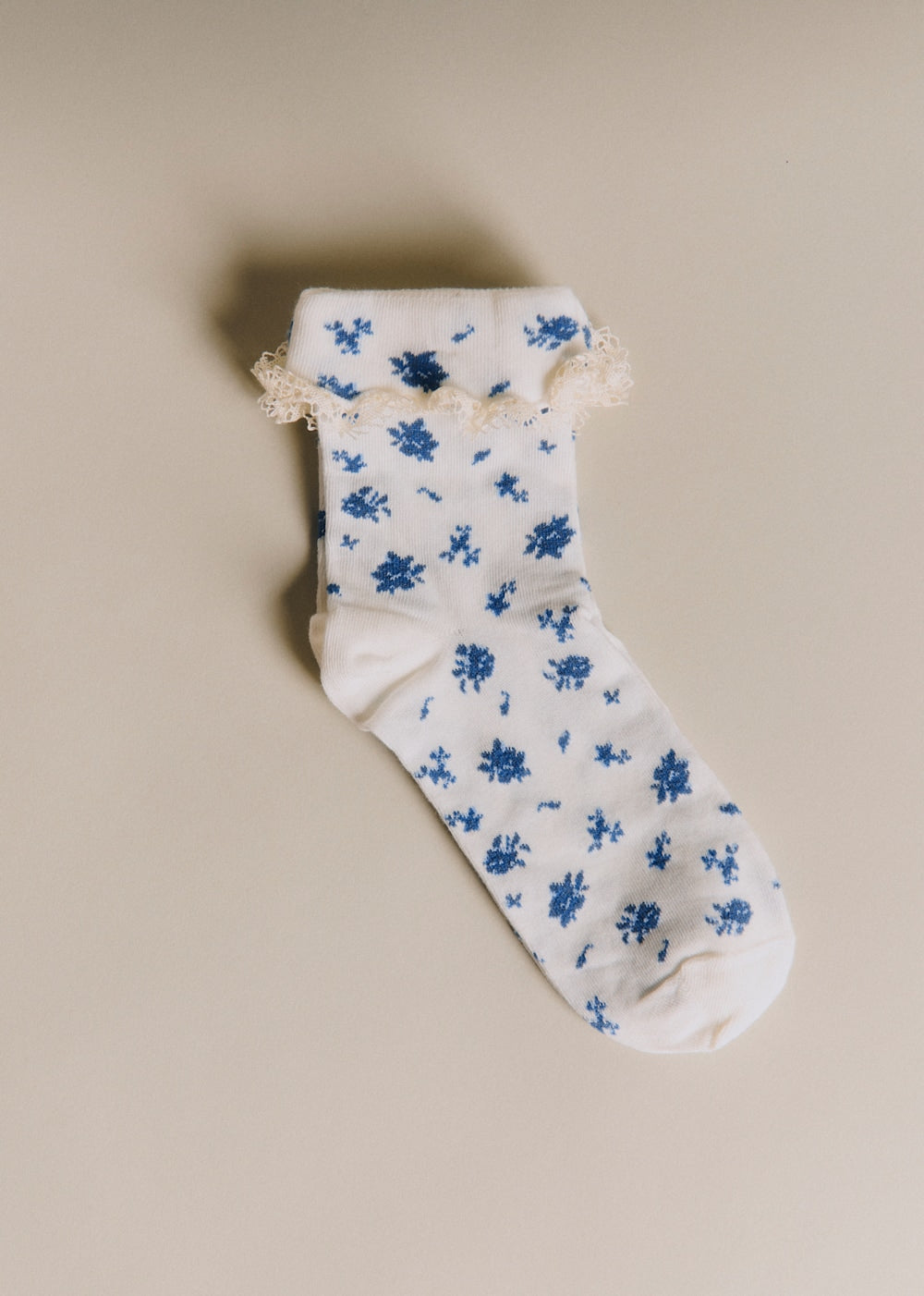Alissa Socks - Blue Flowers