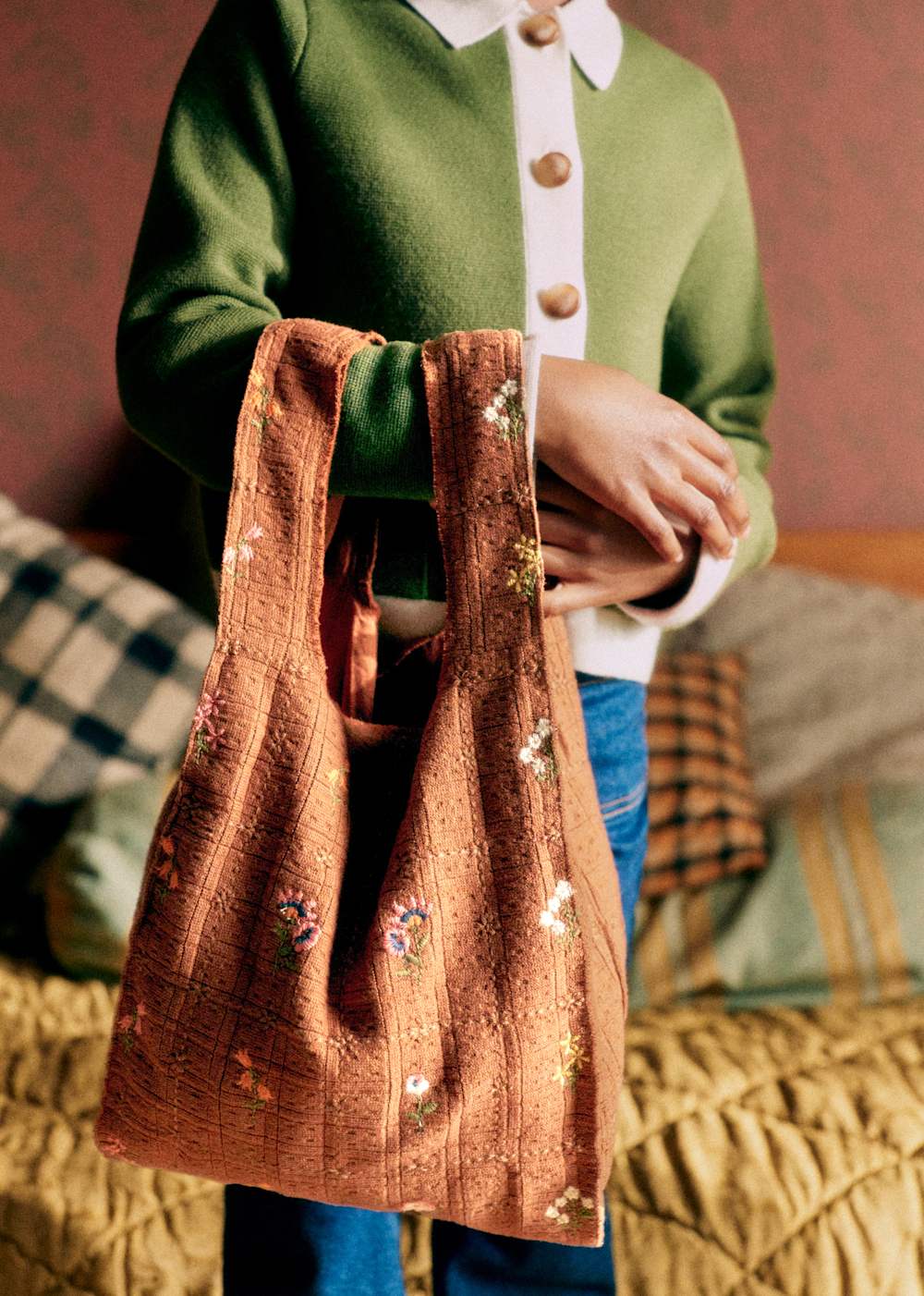 Market totebag - Herbarium Embroidery