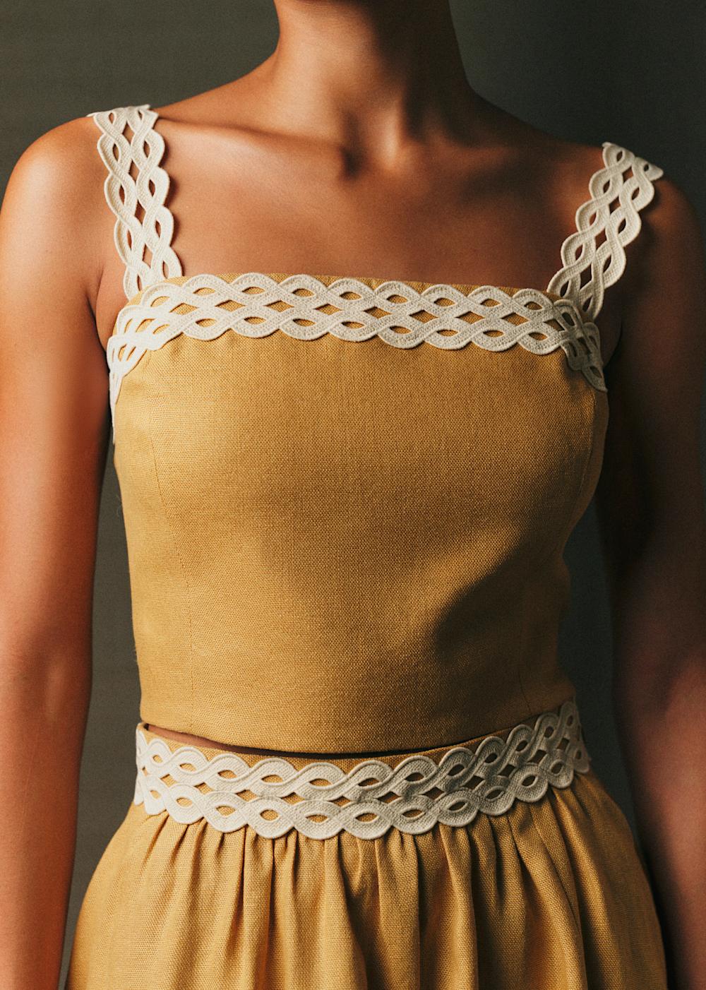 Clairis Top - Biscuit
