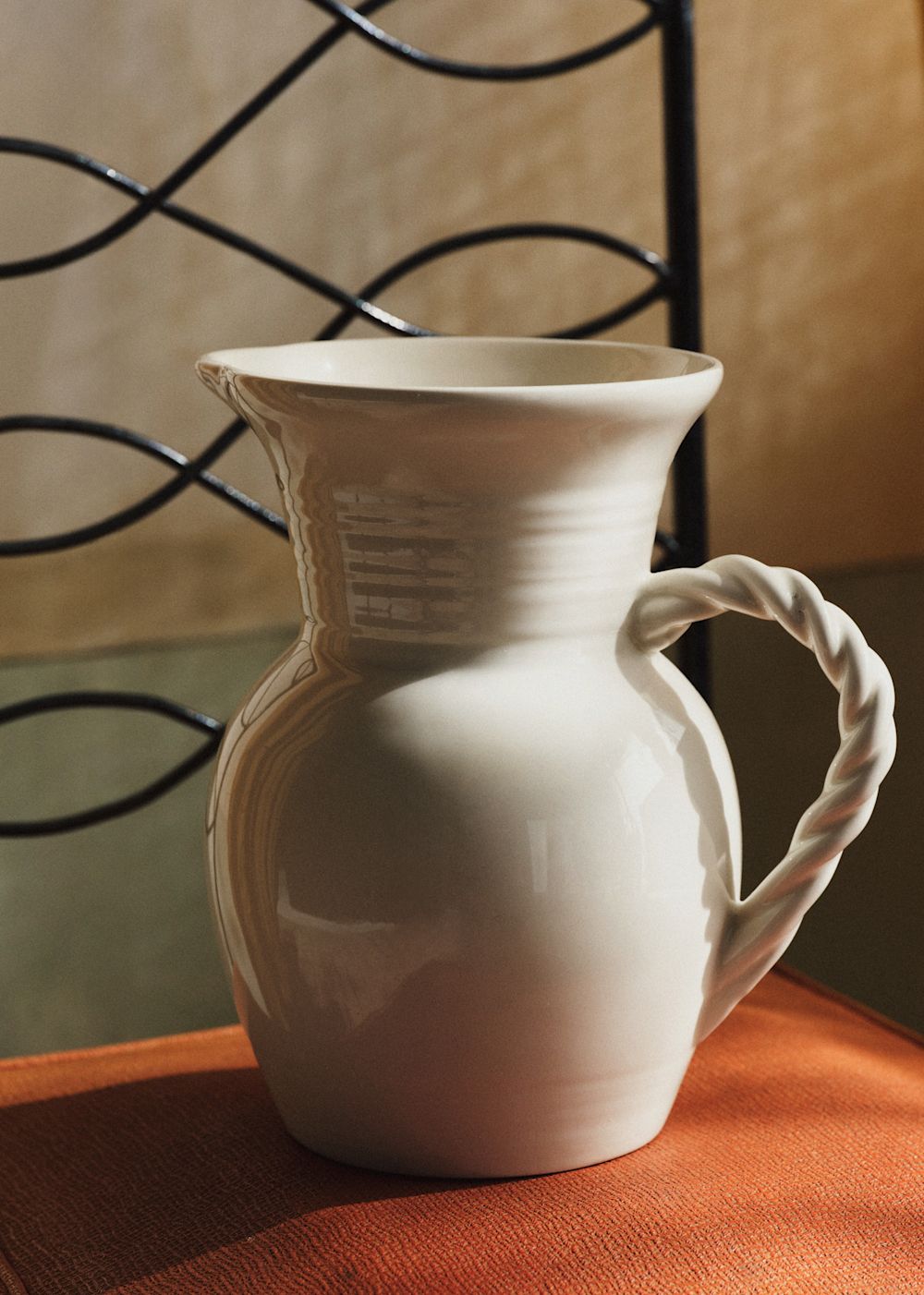 Arlesian Pitcher - Ecru