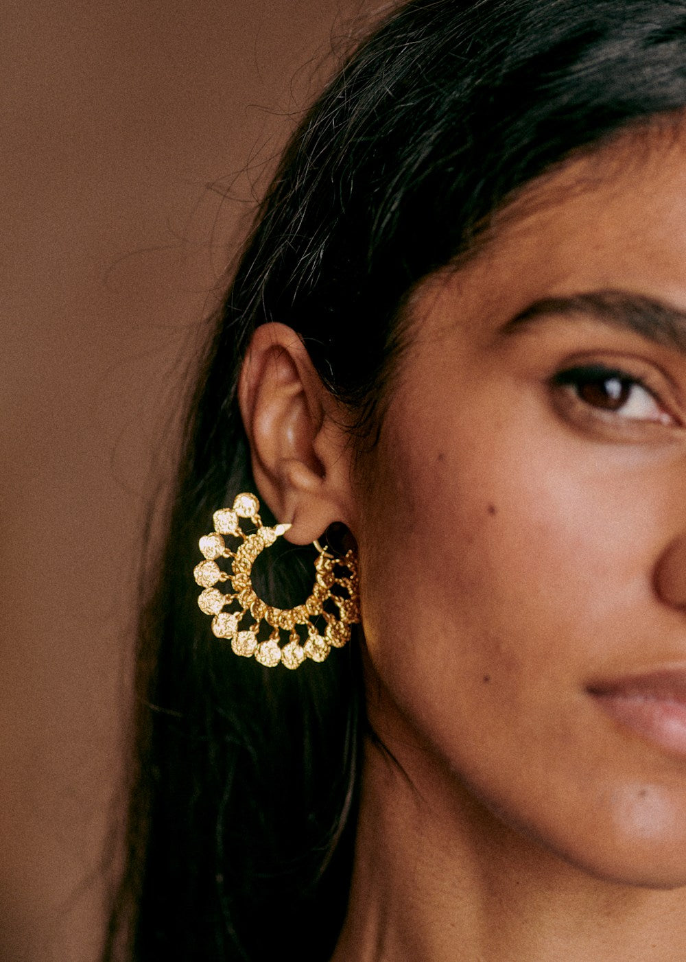 Tia Hoop Earrings - Gold