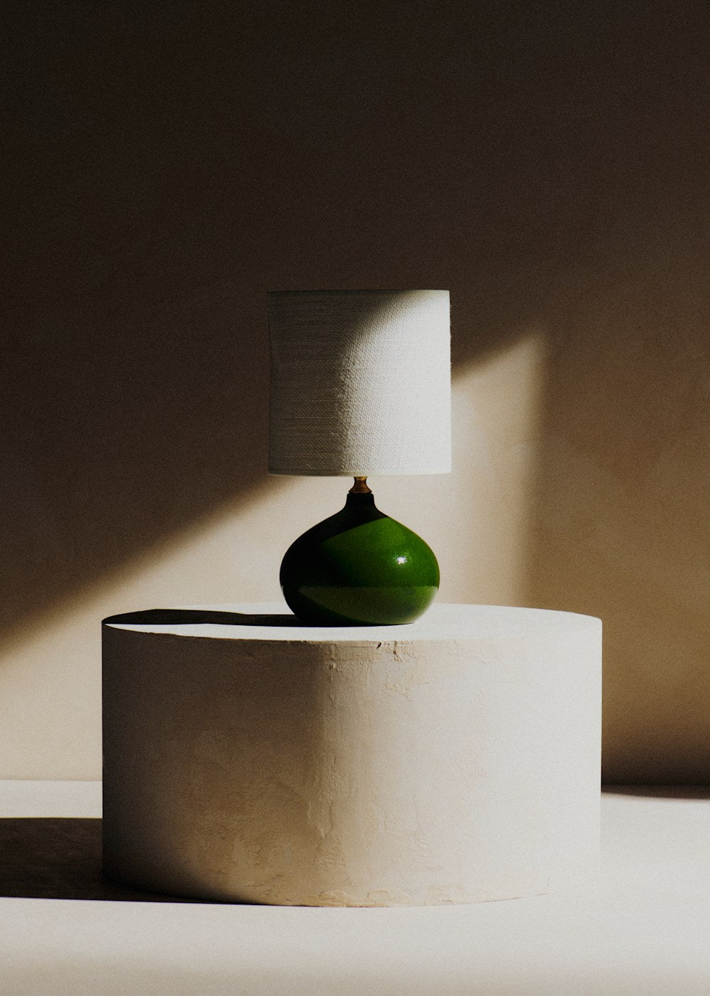 Small Banjo Table Lamp - Green moss - Dolce Lampshade Jute Burlap
