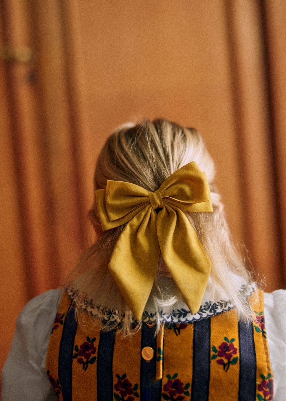 Velvet bow - MDLO x Sézane - Golden Ochre