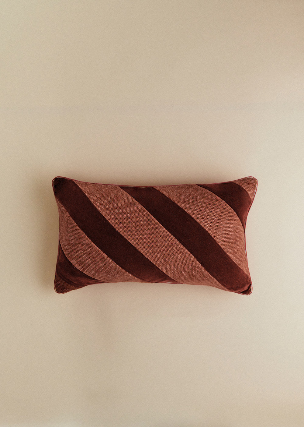 Linen Canvas and Velvet Cushion - Small size - Sienna