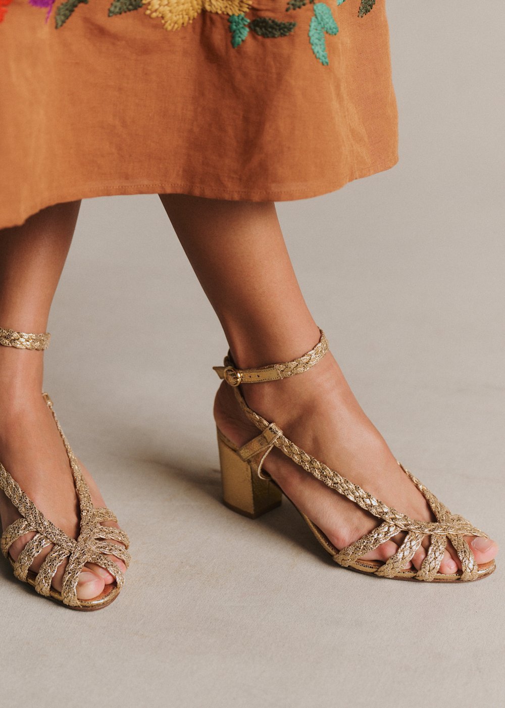 Natacha Sandals - Smooth Braided Gold