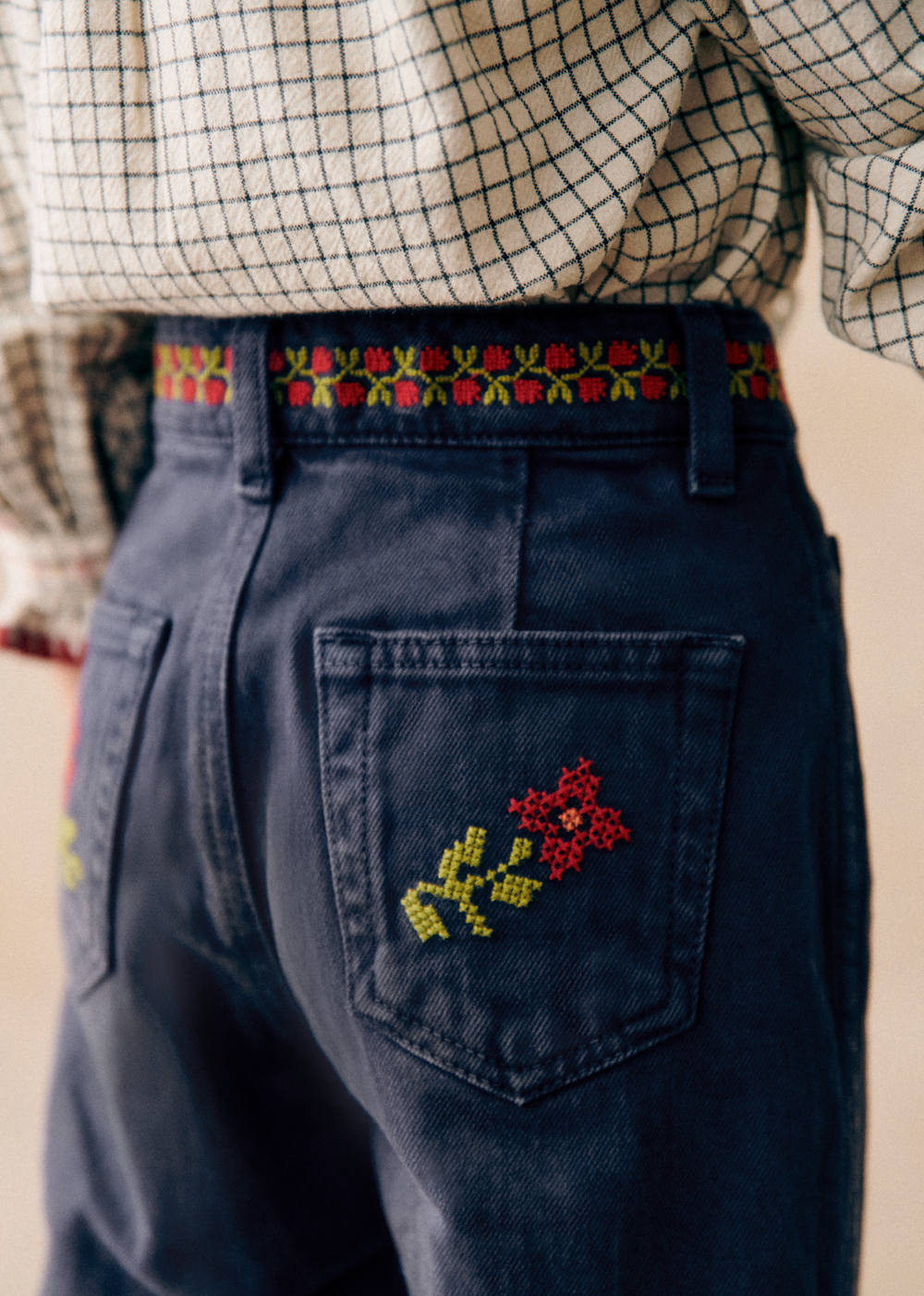 Le Crop - Petit Sézane x Lucia Vergara - Marine Blue With Jazmin Embroidery