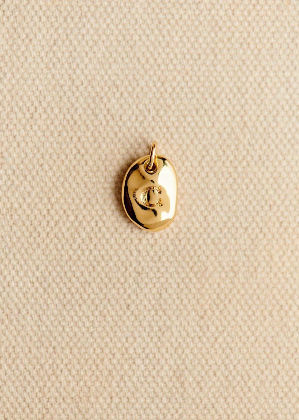 Léa Charm - C Gold