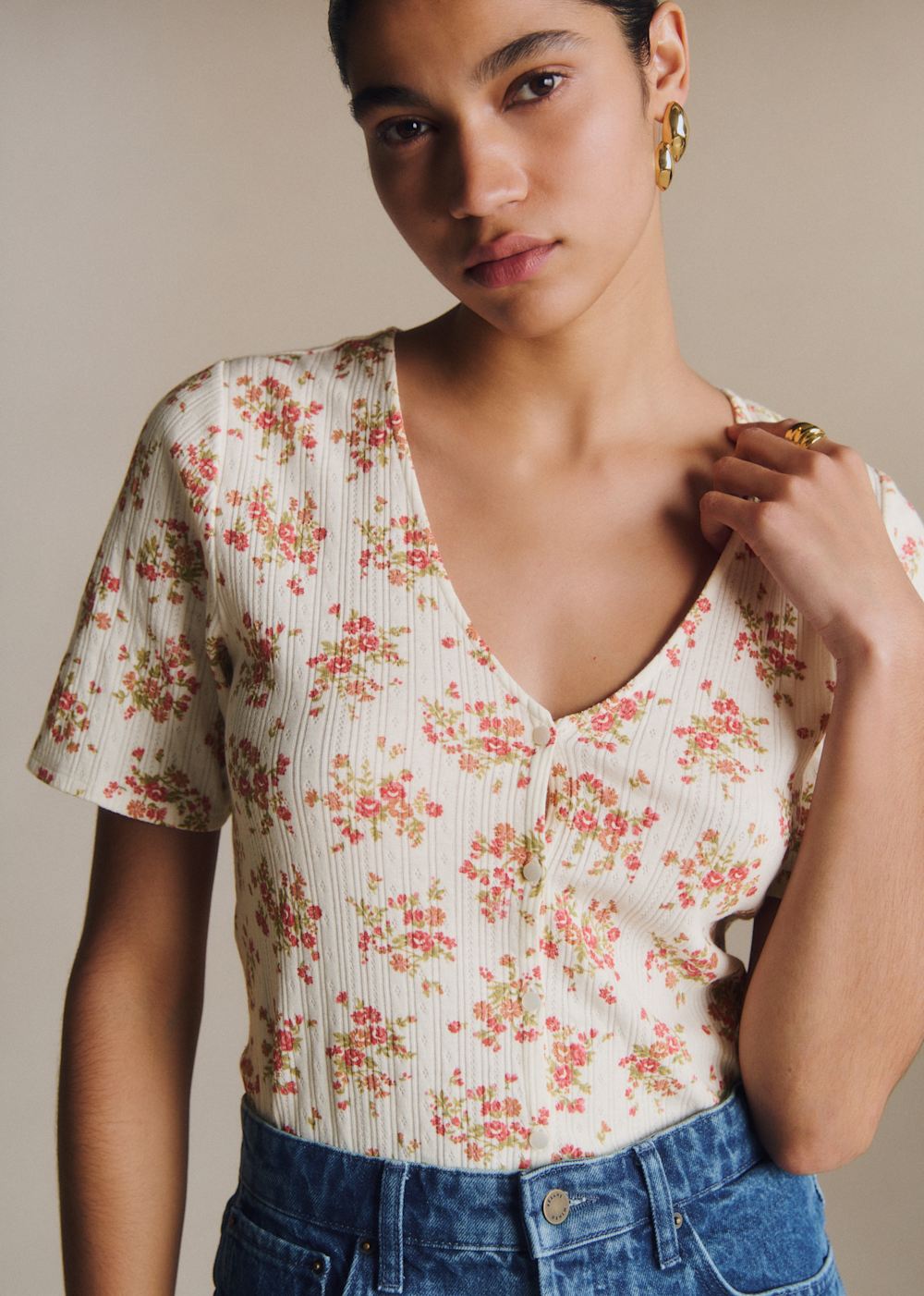 Jana T-Shirt - Coral Roses Print
