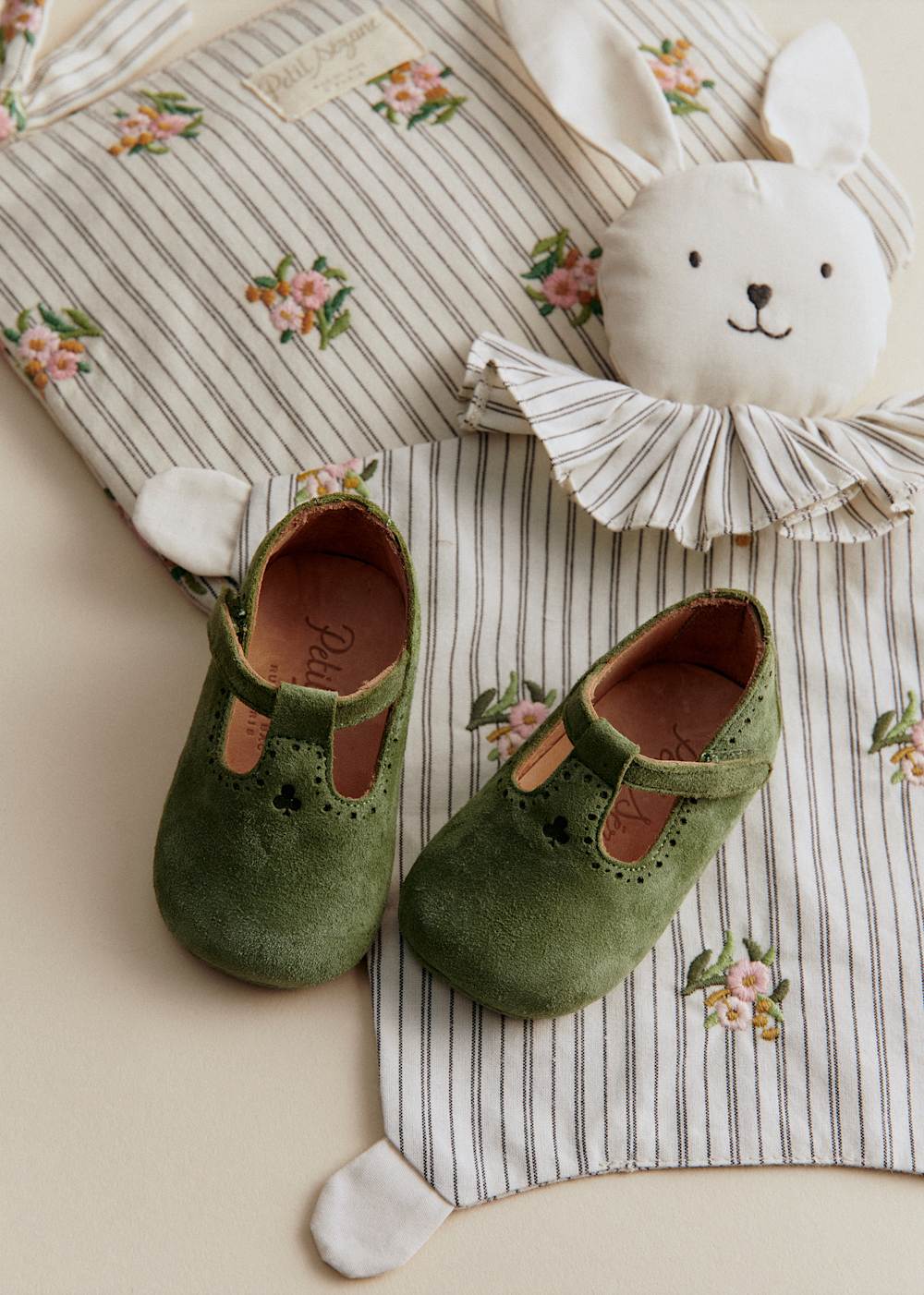 Merveille Booties - Green Suede