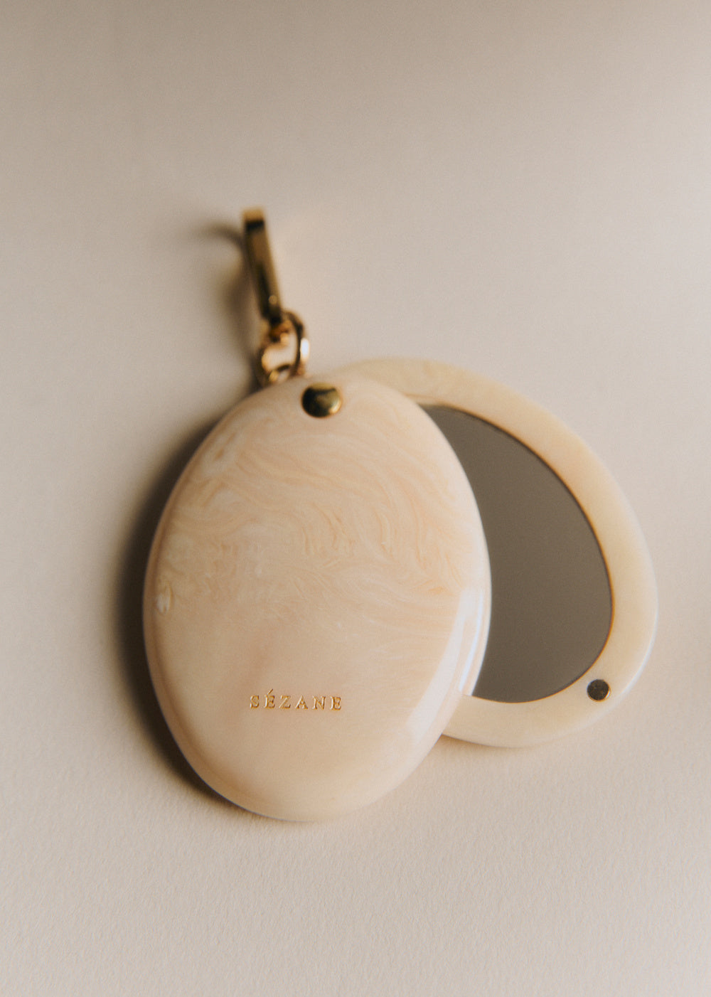 Juliette Mirror Keychain - Cream