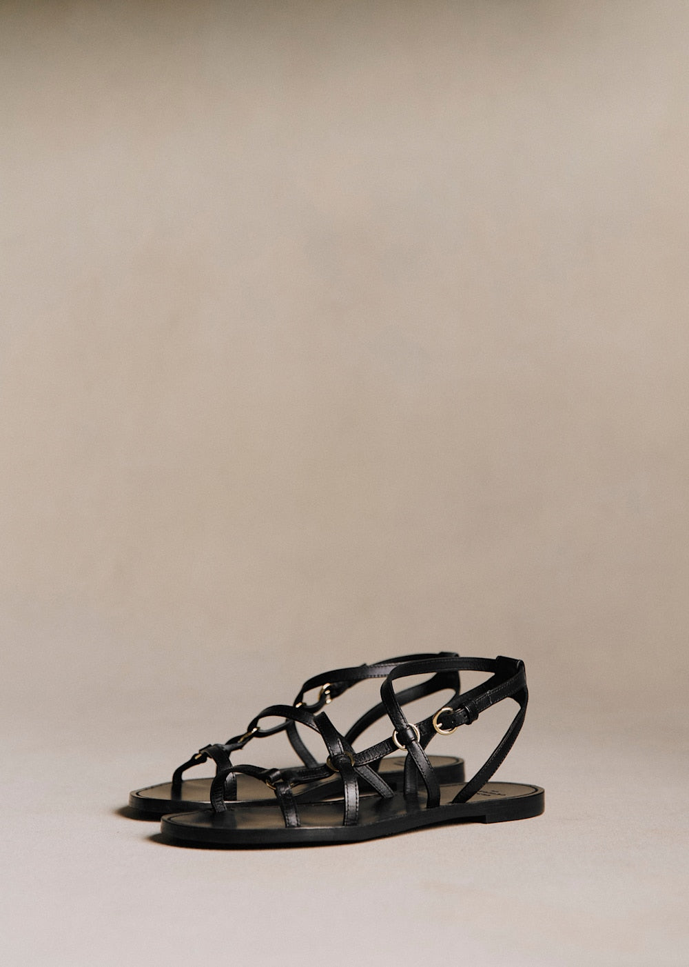Inaya Low Sandals - Smooth Black Heritage
